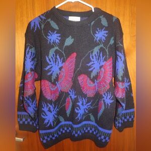 Vintage Elegant Black Sweater with Floral Design
